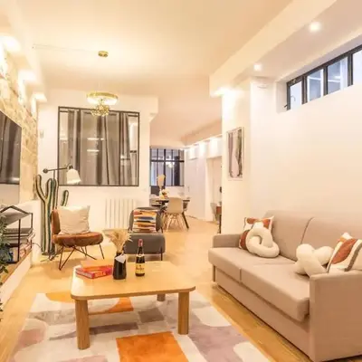 ParisConciergerie - Duplex for 12 with Cinema
