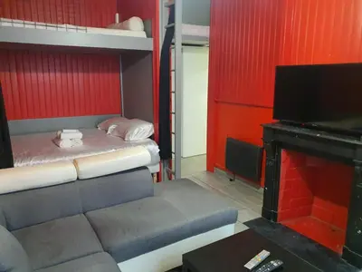 Télévision ou salle de divertissement dans l'établissement Clichy Loft