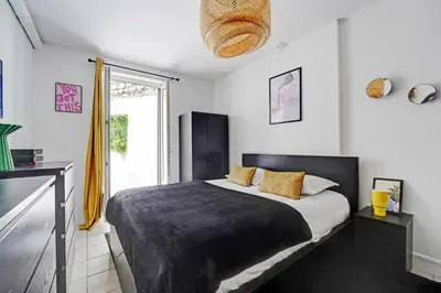 Un ou plusieurs lits dans un hébergement de l'établissement Charming studio - 2P - Batignolles