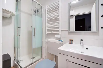 Salle de bains dans l'établissement Charming studio - 2P - Batignolles