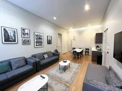Coin salon dans l'établissement UrbanFlat 91 - Beautiful Apartment in Le Marais