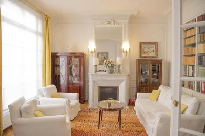 Coin salon dans l'établissement Luxurious Apartment Trocadero & Eiffel Tower