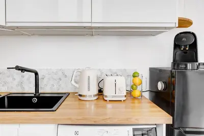 Cuisine ou kitchenette dans l'établissement Le Marais & Canal Saint-Martin - 1BR - Paris Vacation Rentals