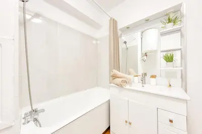 Salle de bains dans l'établissement Cocooning 7mn Metro Proche Paris