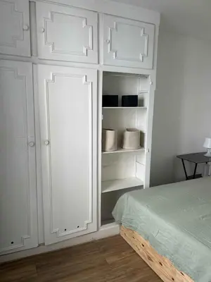 Un ou plusieurs lits dans un hébergement de l'établissement Charming bright apartment for 2 in Paris