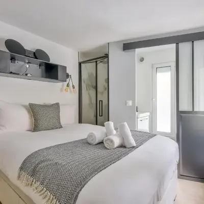Duplex moderne à 500m des Champs-Elysées