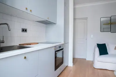 Cuisine ou kitchenette dans l'établissement Cozy Flat, Batignolles