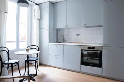 Cuisine ou kitchenette dans l'établissement Cozy Flat, Batignolles