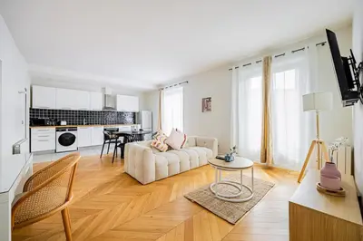 Cuisine ou kitchenette dans l'établissement Apartment #2bedrooms #ArtsEtMétiers #République
