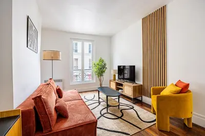 Télévision ou salle de divertissement dans l'établissement Renovated Studio 2 people Nation Bastille Paris 11