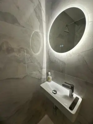 Salle de bains dans l'établissement New, modern and bright studio