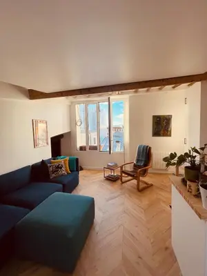 Coin salon dans l'établissement Quiet, Light-filled renovated central