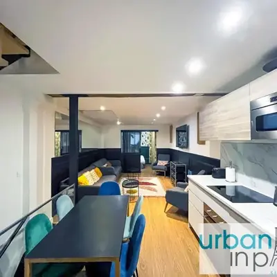 UrbanFlat 31 - Triplex Loft in Central Paris