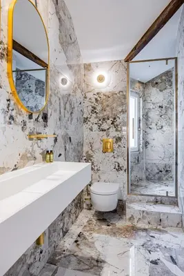 Salle de bains dans l'établissement 10 New suite 4 people - Saint-Germain Notre-Dame