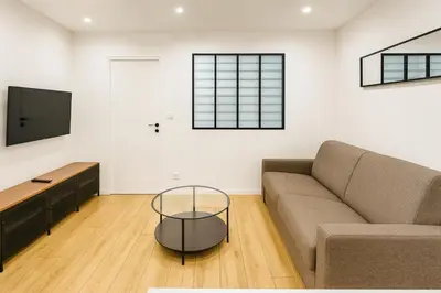 Télévision ou salle de divertissement dans l'établissement Flat near Bois de Vincennes