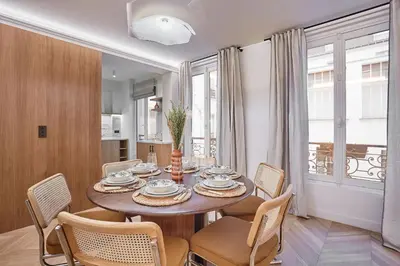 Coin salon dans l'établissement Superb AC apartment Center of Paris Le Marais