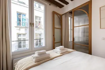 Un ou plusieurs lits dans un hébergement de l'établissement 4#New suite 4 people - Saint-Germain Notre-Dame