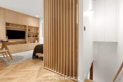 Cuisine ou kitchenette dans l'établissement The Art of Parisian Living Just Steps from the Seine
