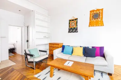 Coin salon dans l'établissement GuestReady - Serene stay near the Picasso Museum