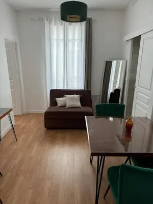 Coin salon dans l'établissement séjour cosy à Puteaux