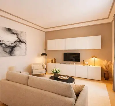 Coin salon dans l'établissement Champs Elysees - Deluxe apartment with lift for 4
