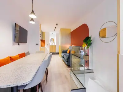 Télévision ou salle de divertissement dans l'établissement Charming duplex - 2BR 6P - Saint Germain