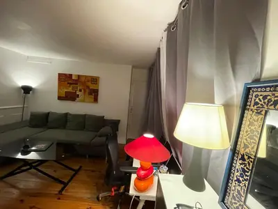 Coin salon dans l'établissement Charmant deux pièces en plein cœur de Paris