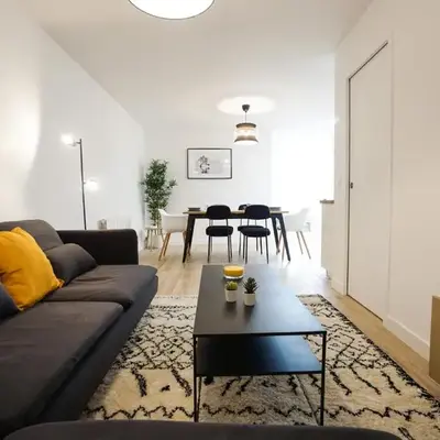 Spacious family duplex apartment - Eiffel Tower