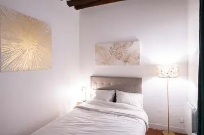 Un ou plusieurs lits dans un hébergement de l'établissement Fantastic apartment in Paris