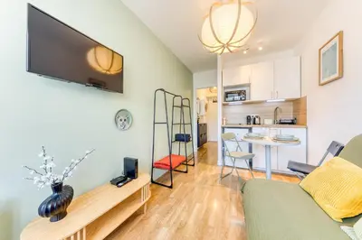 Cuisine ou kitchenette dans l'établissement Studio Pro avec Balcon - WiFi Fibre - Mobilité