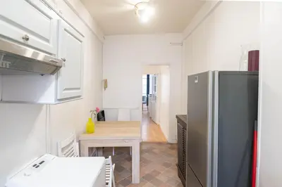 Cuisine ou kitchenette dans l'établissement Superbe appartement Notre-Dame