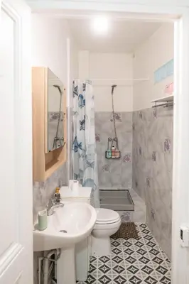 Salle de bains dans l'établissement Superbe appartement Notre-Dame