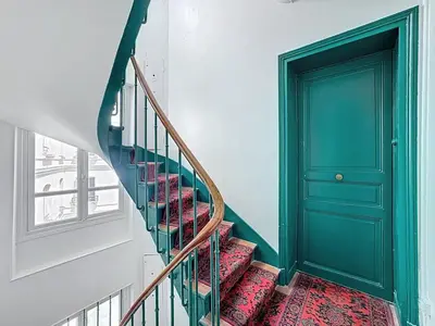 Plan de l'établissement Golden Triangle Attic - Elegant Retreat with WiFi near George V
