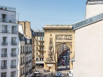 Vue générale sur Paris ou vue de la ville depuis l'appartement