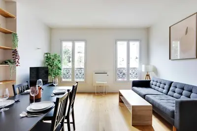 Coin salon dans l'établissement Charming appt - 1BD-2P - Near Canal Saint Martin