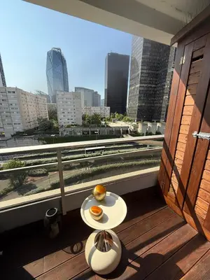 Balcon ou terrasse dans l'établissement Appartement cosy à Paris en métro -balcon & wifi
