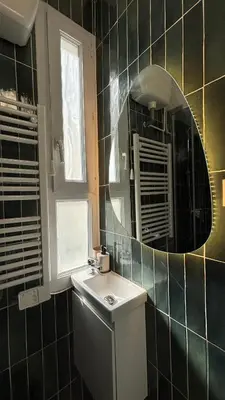 Salle de bains dans l'établissement 3-pièces rénové, 6 pers, Paris proche