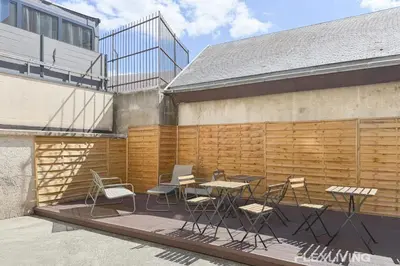 Balcon ou terrasse dans l'établissement Charming 16m Studio in Paris 20 with shared terrace