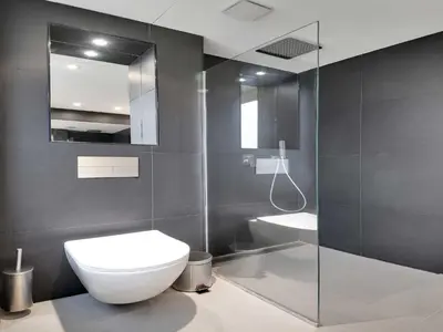 Salle de bains dans l'établissement Chic apartment - 1BR 4P - République
