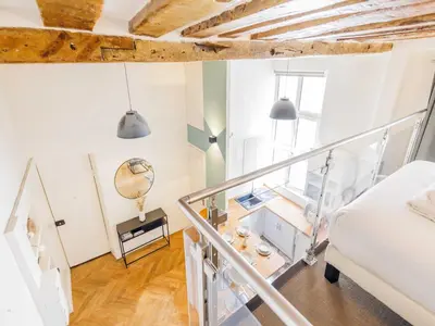 Un ou plusieurs lits dans un hébergement de l'établissement Quiet apartment 1BR 4P - Place des Victoires