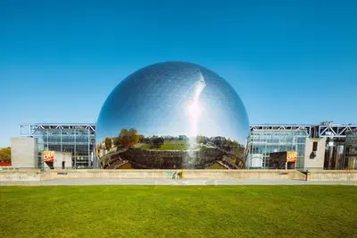 Jardin de l'établissement Le Grand Jaures 8P Paris Gestion Immo Daumesnil