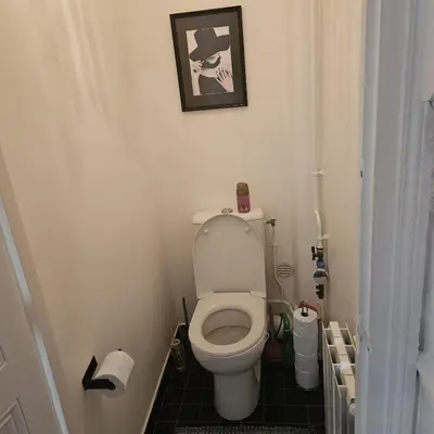 Salle de bains dans l'établissement Charmant appartement à Paris Metro Nations