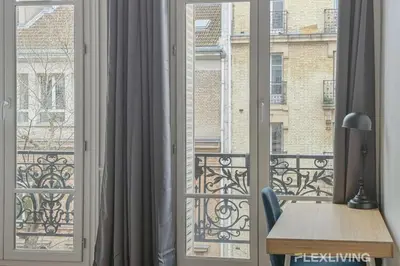 Plan de l'établissement Spacieux appartement 4 chambres à Alésia