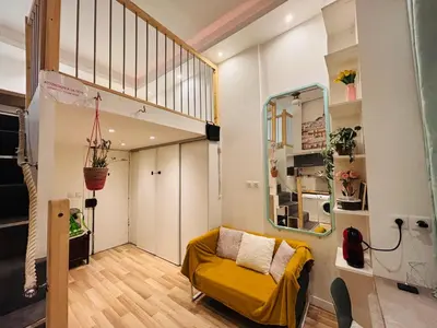 Cuisine ou kitchenette dans l'établissement Cozy loft near the Marais district