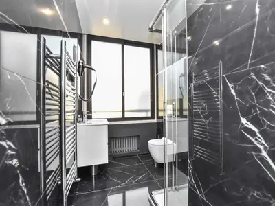 Salle de bains dans l'établissement Stunning apartment - 1BR 4P - proche Opéra Garnier