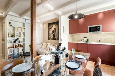 Cuisine ou kitchenette dans l'établissement Superb air-conditioned apartment in the heart of the Marais