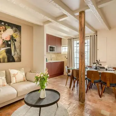 Superb air-conditioned apartment in the heart of the Marais
