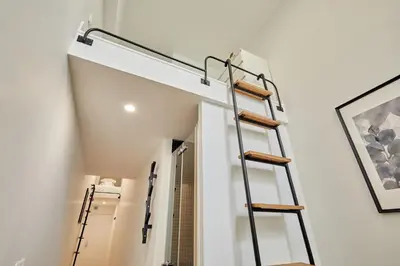 Plan de l'établissement Modern Studio-Faubourg Saint-Honore