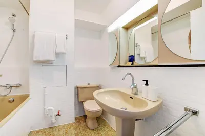Salle de bains dans l'établissement Charming studio - 2P- Saint Honore