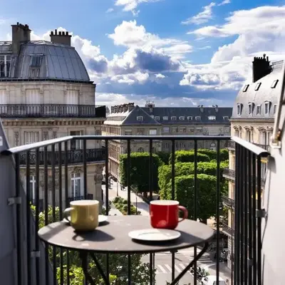 Appartement 2 chambres balcon vue Luxembourg -II